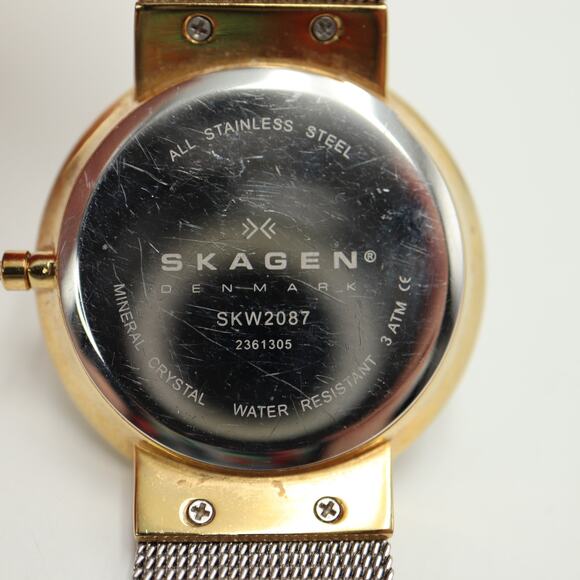 Skagen Slim Two Tone Date 35mm Unisex Watch Steel Mesh Facet Crystal New Battery - Picture 13 of 13